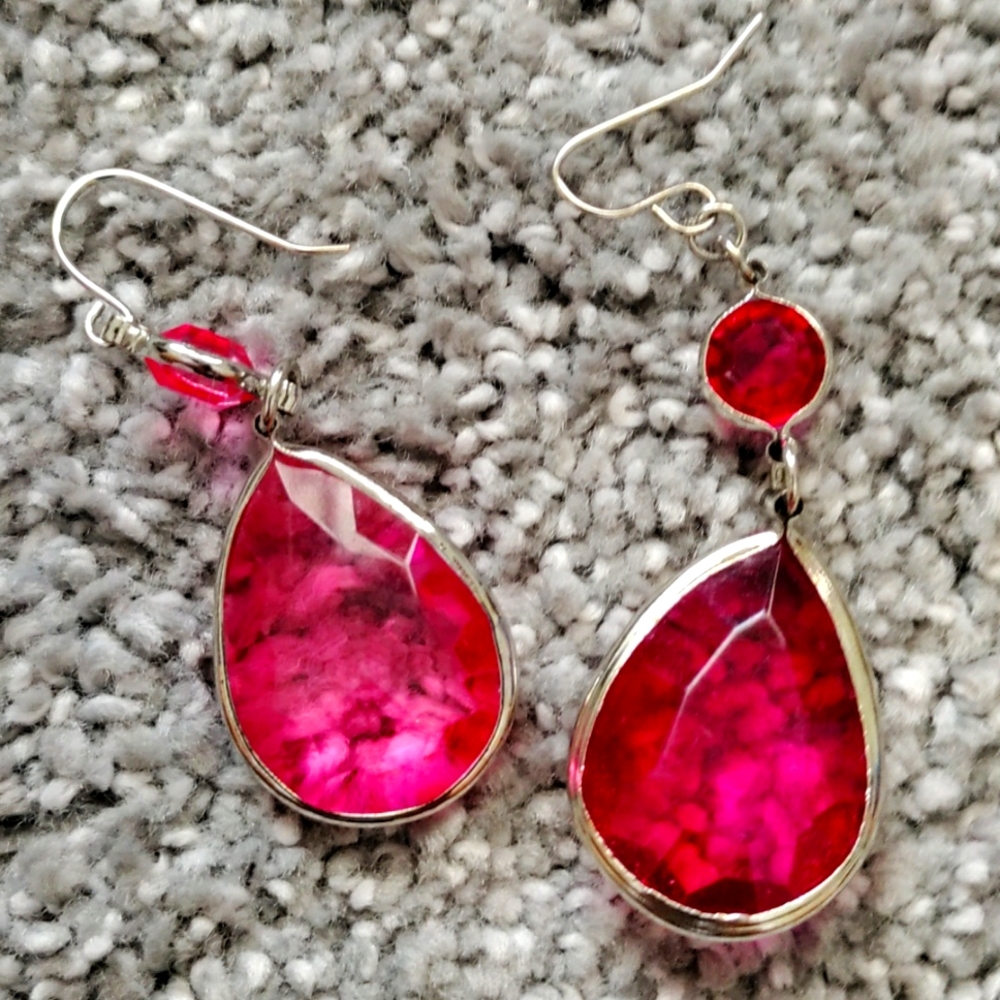 Fuchsia earrings